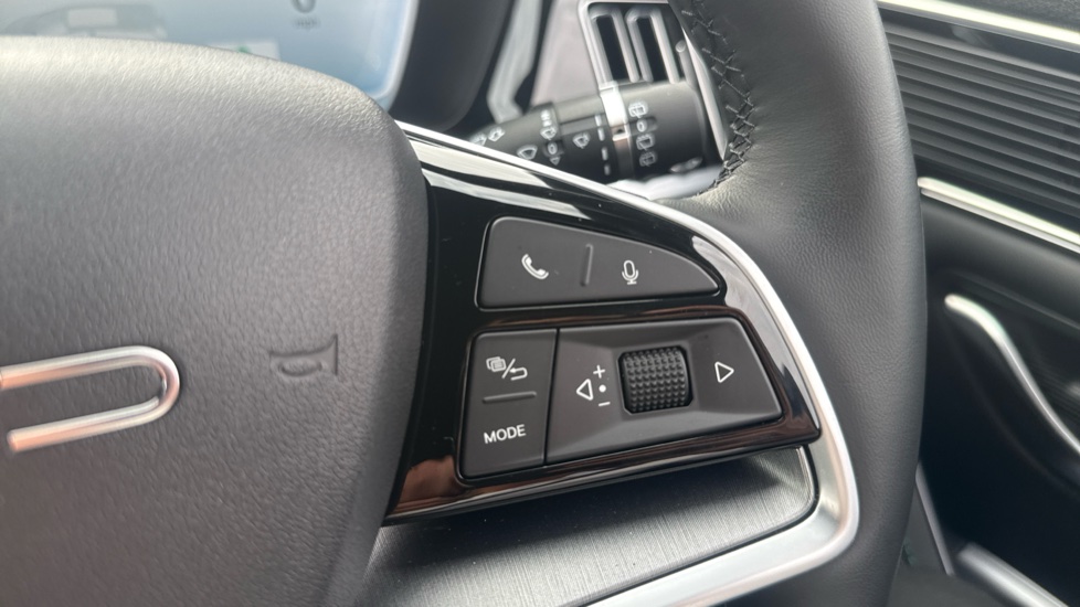 BYD Seal U 1.5 DM-i Comfort 5dr Auto Estate - Image 23