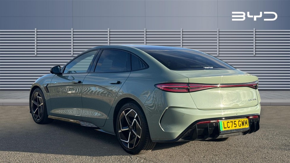 BYD Seal 230kW Design 83kWh 4dr Auto Electric Saloon - Image 2