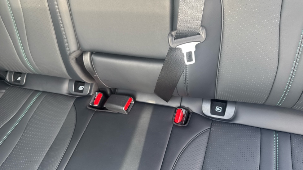 BYD Seal U 1.5 DM-i Comfort 5dr Auto Estate - Image 17