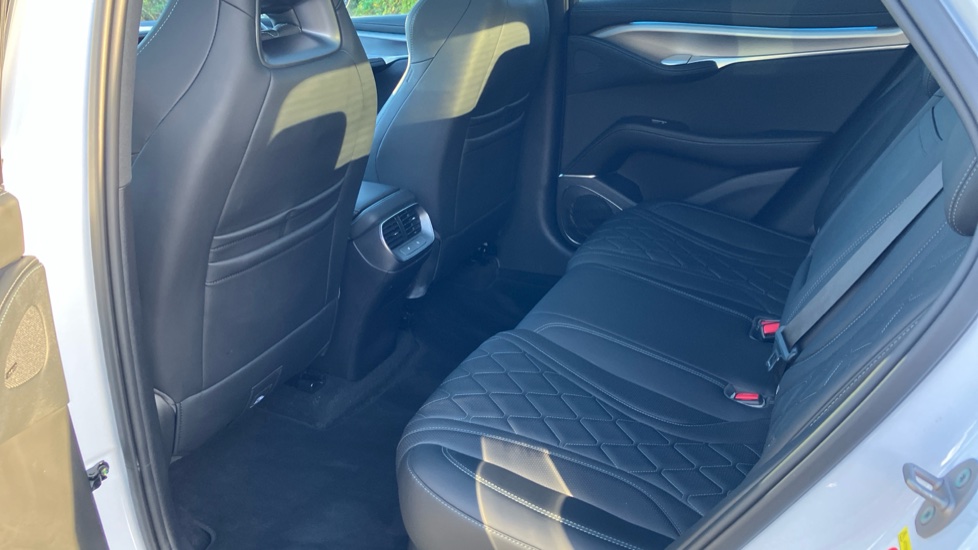 BYD Sealion 7 230kW Comfort 83kWh 5dr Auto Electric Estate - Image 16