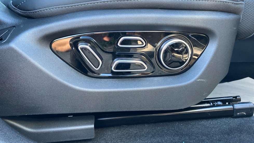 BYD Sealion 7 230kW Comfort 83kWh 5dr Auto Electric Estate - Image 28