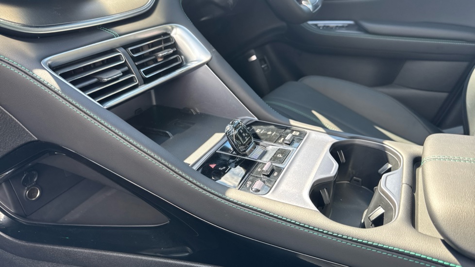 BYD Seal U 1.5 DM-i Comfort 5dr Auto Estate - Image 13