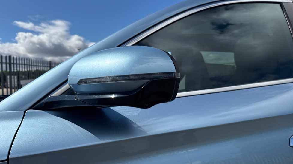 BYD Seal U 1.5 DM-i Comfort 5dr Auto Estate - Image 26