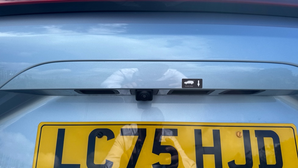 BYD Seal U 1.5 DM-i Comfort 5dr Auto Estate - Image 28