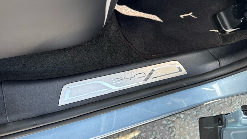 BYD Seal U 1.5 DM-i Comfort 5dr Auto Estate - Image 35