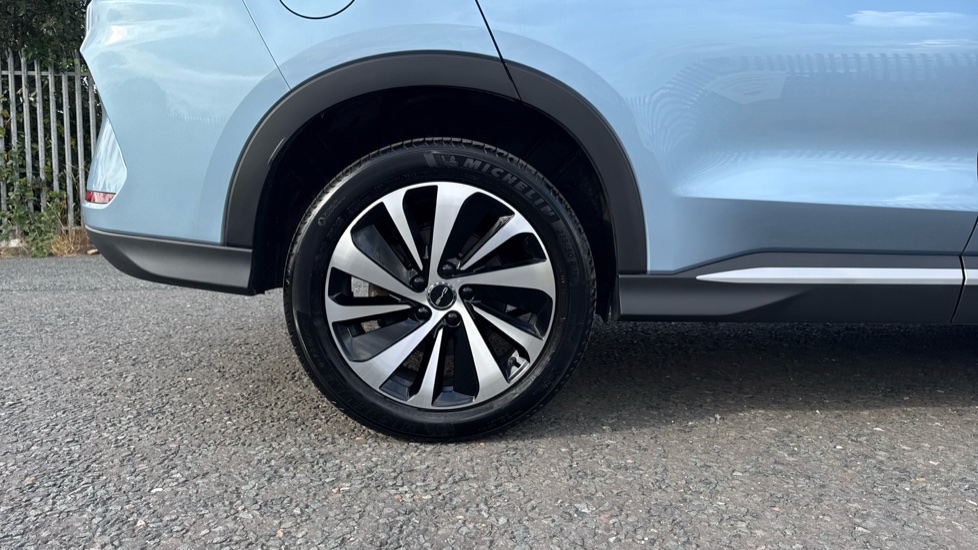 BYD Seal U 1.5 DM-i Comfort 5dr Auto Estate - Image 7
