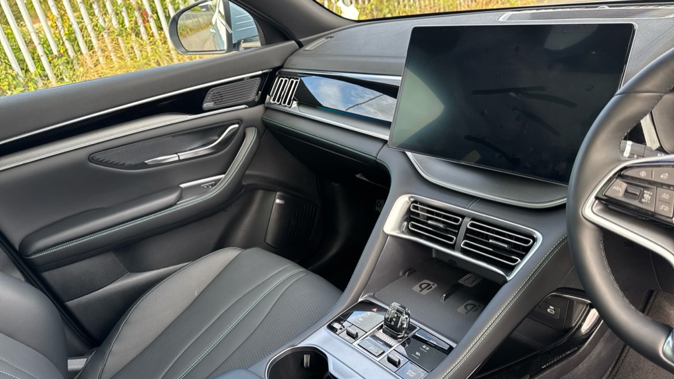BYD Seal U 1.5 DM-i Comfort 5dr Auto Estate - Image 14