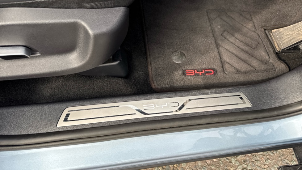 BYD Seal U 1.5 DM-i Comfort 5dr Auto Estate - Image 34