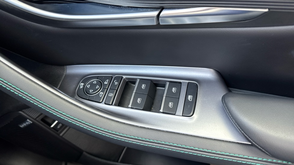 BYD Seal U 1.5 DM-i Comfort 5dr Auto Estate - Image 37