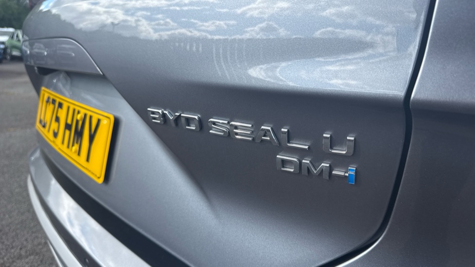 BYD Seal U 1.5 DM-i Comfort 5dr Auto Estate - Image 8