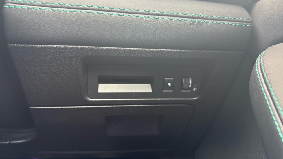BYD Seal U 1.5 DM-i Comfort 5dr Auto Estate - Image 26