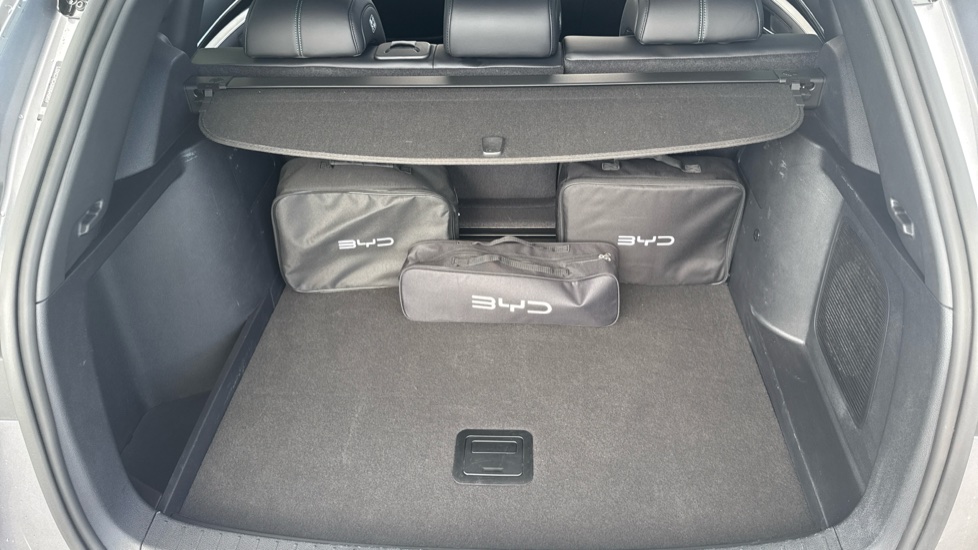 BYD Seal U 1.5 DM-i Comfort 5dr Auto Estate - Image 42