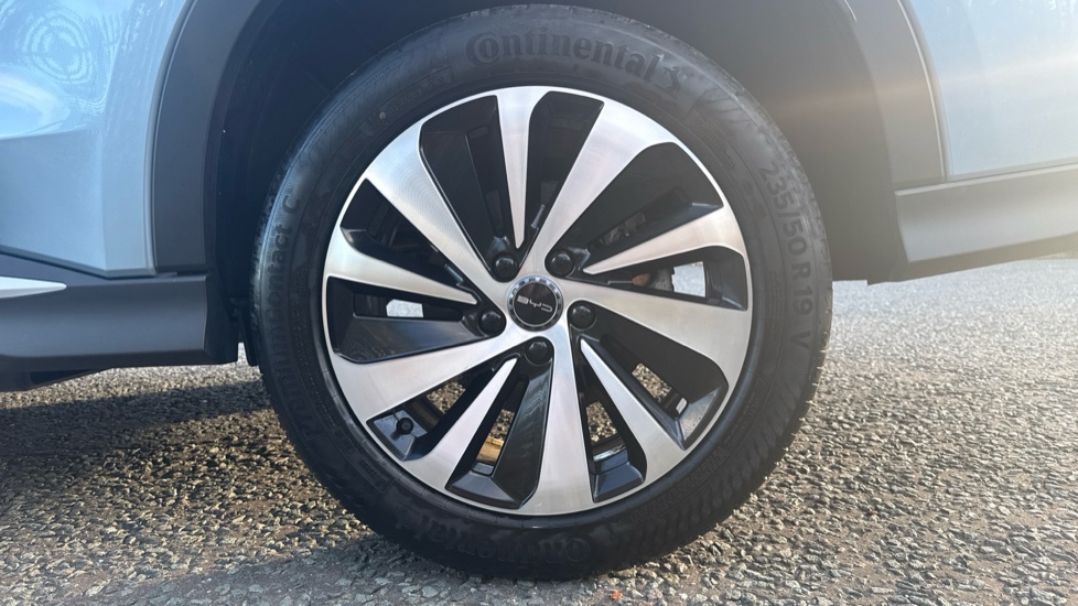 BYD Seal U 1.5 DM-i Comfort 5dr Auto Estate - Image 7