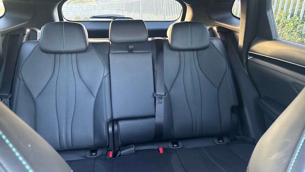 BYD Seal U 1.5 DM-i Comfort 5dr Auto Estate - Image 15