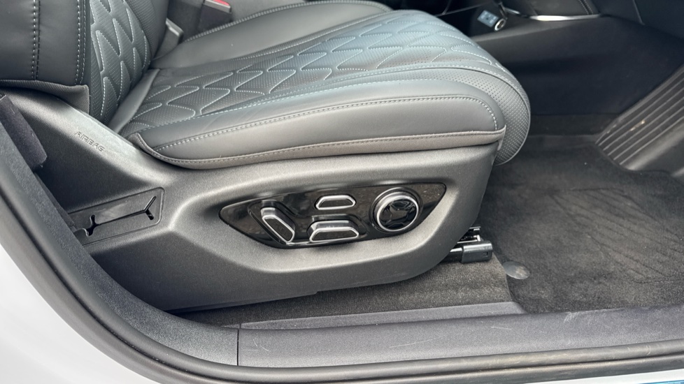 BYD Sealion 7 230kW Comfort 83kWh 5dr Auto Electric Estate - Image 30
