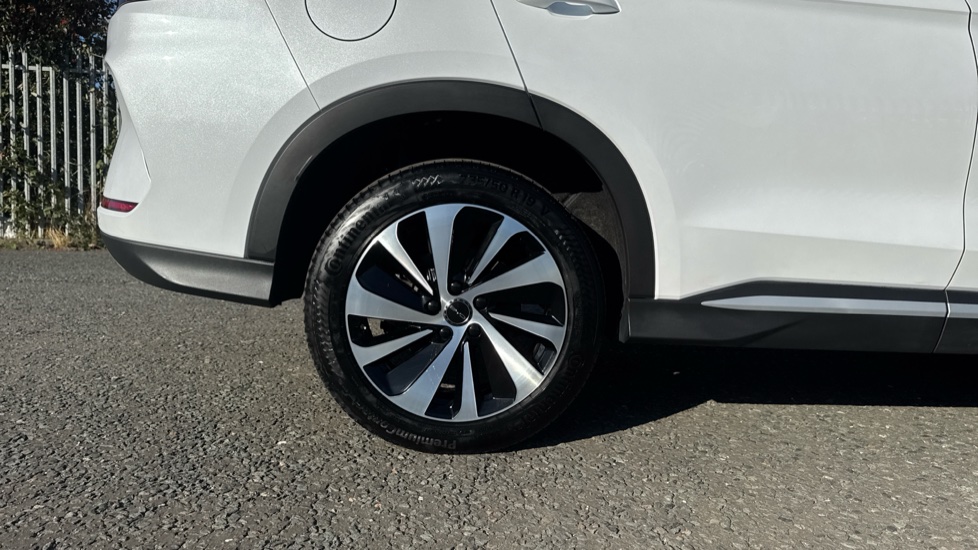 BYD Seal U 1.5 DM-i Comfort 5dr Auto Estate - Image 7