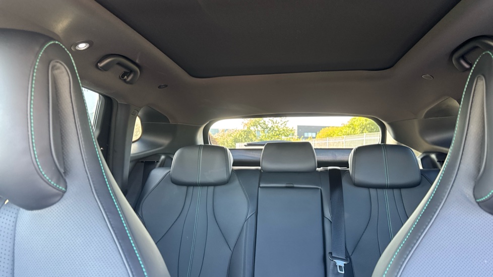 BYD Seal U 1.5 DM-i Comfort 5dr Auto Estate - Image 15