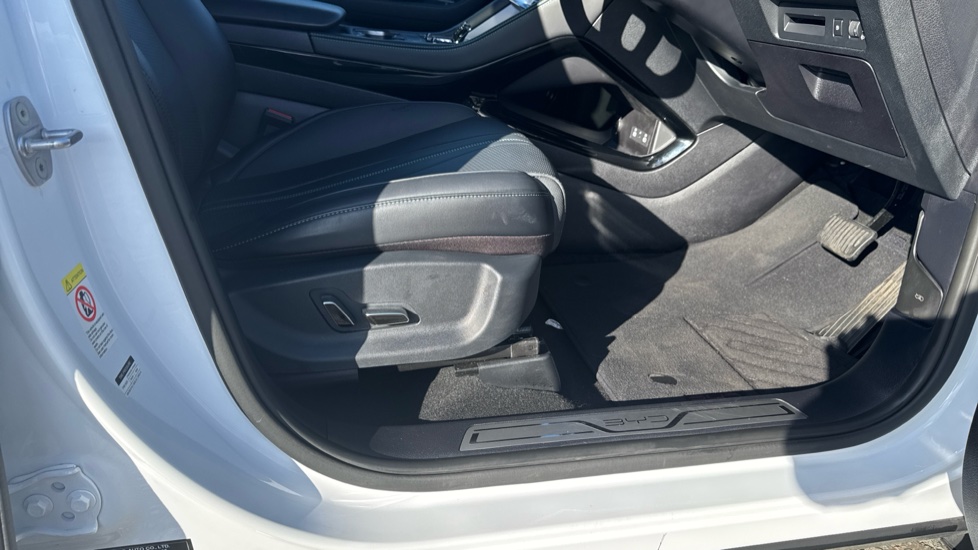BYD Seal U 1.5 DM-i Comfort 5dr Auto Estate - Image 29