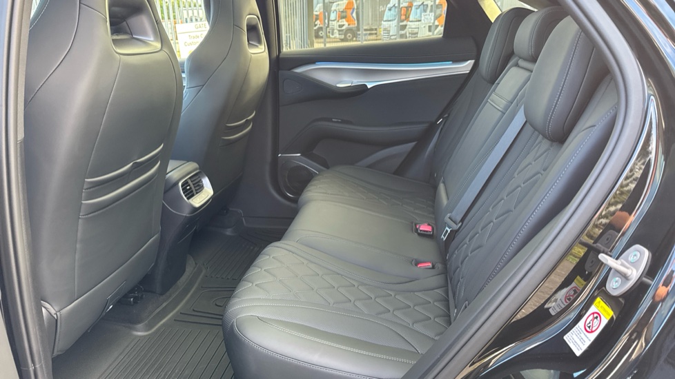 BYD Sealion 7 230kW Comfort 83kWh 5dr Auto Electric Estate - Image 16