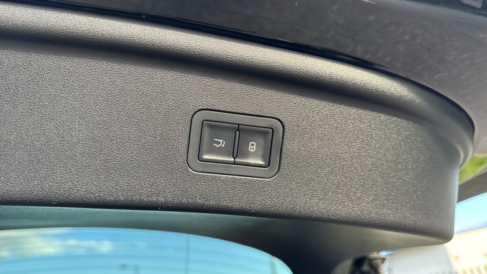 BYD Sealion 7 230kW Comfort 83kWh 5dr Auto Electric Estate - Image 22