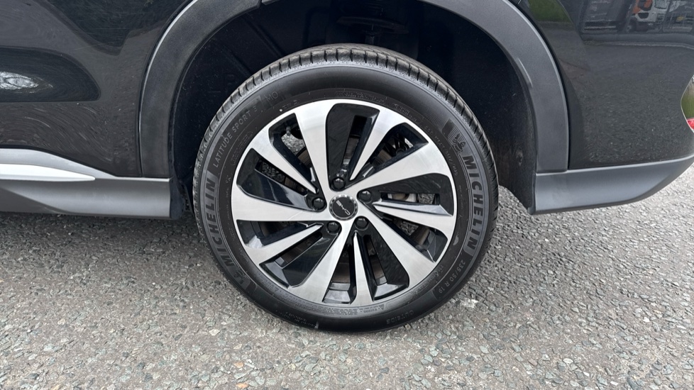 BYD Seal U 1.5 DM-i Comfort 5dr Auto Estate - Image 40