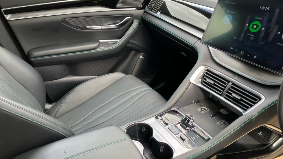 BYD Seal U 1.5 DM-i Comfort 5dr Auto Estate - Image 14