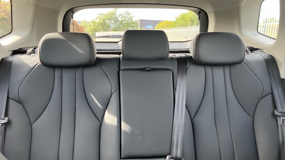 BYD Sealion 5 1.5 DM-i Design 5dr Auto Estate - Image 15