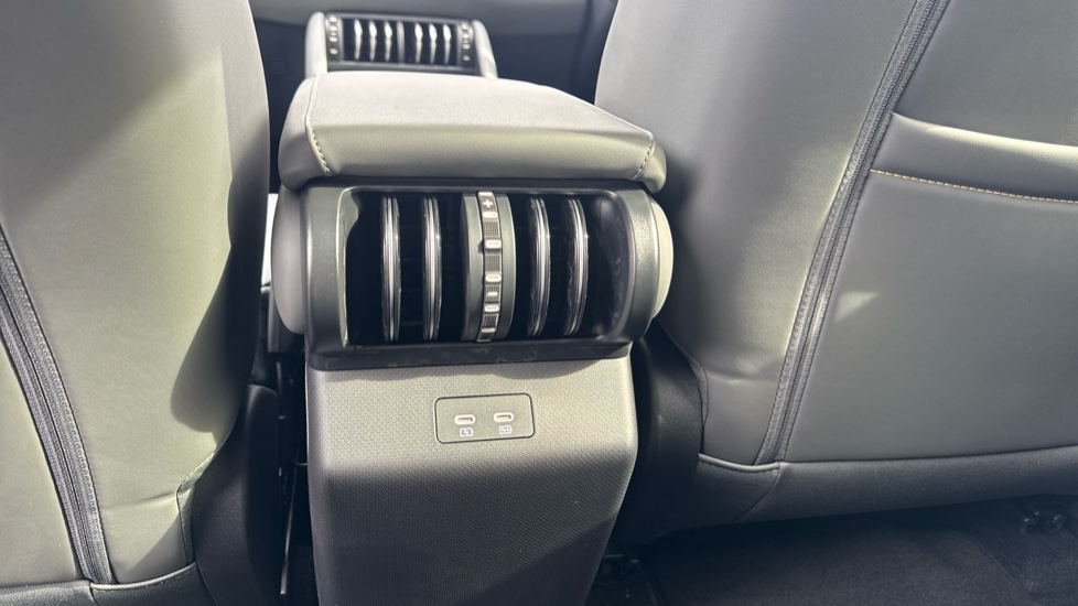 BYD Atto 3 Evo 230kW Design 75kWh 5dr Auto Electric Hatchback - Image 35