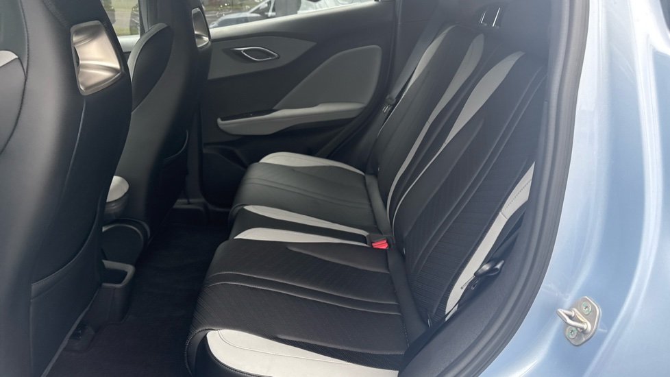 BYD Dolphin Surf 65kW Boost 43kWh 5dr Auto Electric Hatchback - Image 16