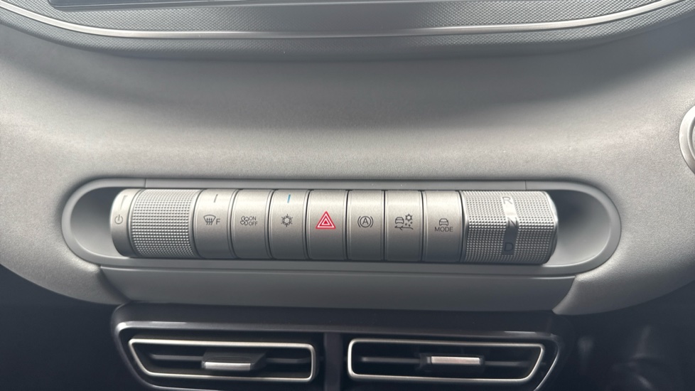 BYD Dolphin Surf 65kW Boost 43kWh 5dr Auto Electric Hatchback - Image 26