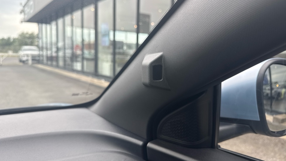 BYD Dolphin Surf 65kW Boost 43kWh 5dr Auto Electric Hatchback - Image 34