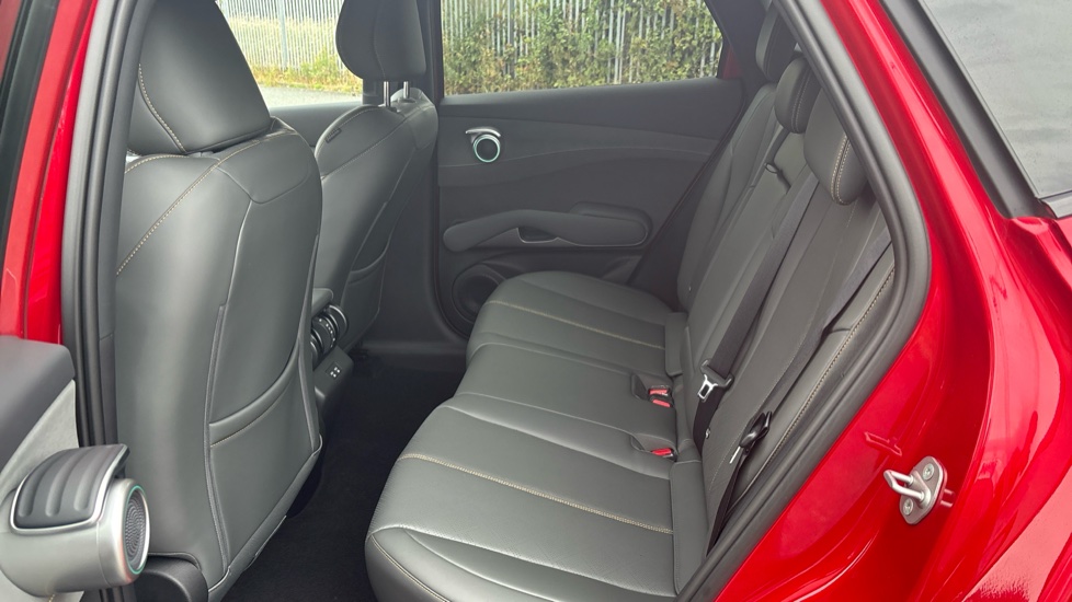 BYD Atto 3 Evo 230kW Design 75kWh 5dr Auto Electric Hatchback - Image 16