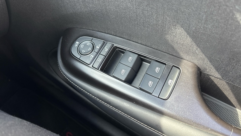 BYD Dolphin 150kW Comfort 60.4kWh Auto Electric Hatchback - Image 31