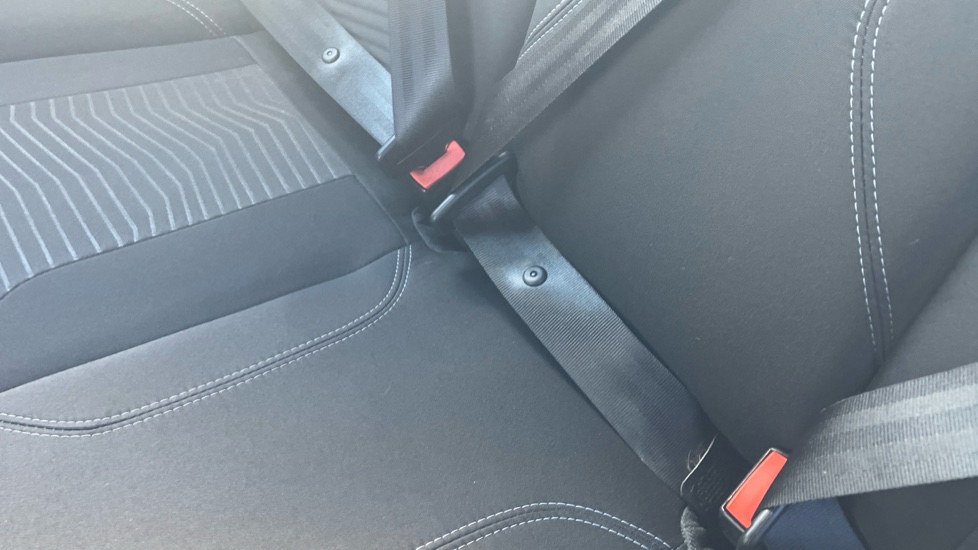 Ford Fiesta 1.25 82 Zetec 5dr Petrol Hatchback - Image 17
