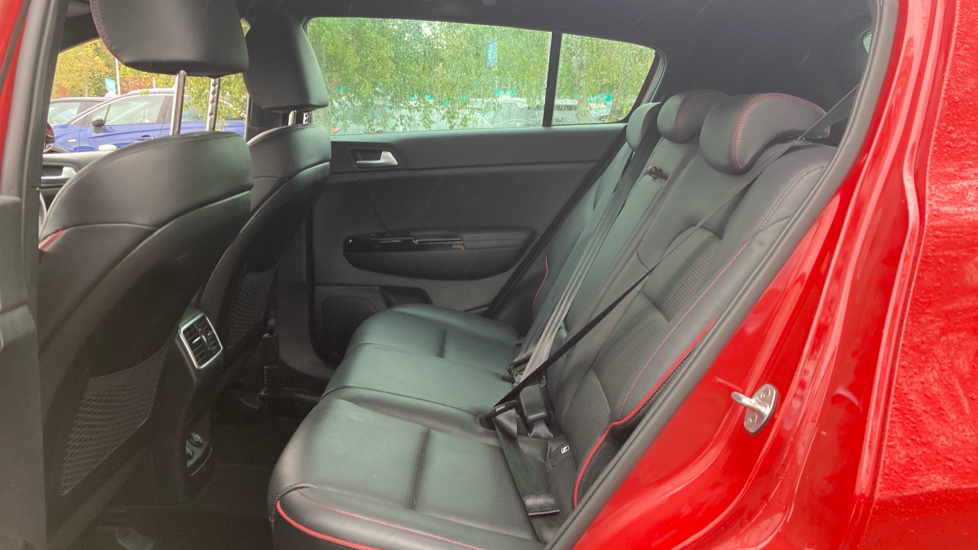 Kia Sportage 1.6T GDi GT-Line S 5dr DCT Auto [AWD] Petrol Estate - Image 16
