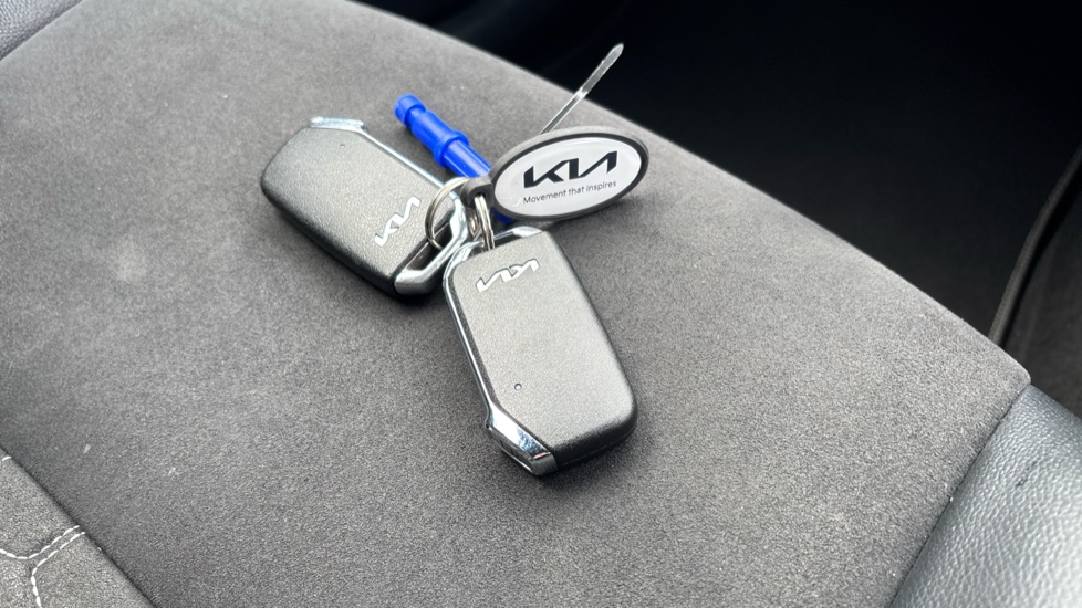 Kia Sportage 1.6T GDi HEV GT-Line 5dr Auto Hybrid Estate - Image 19