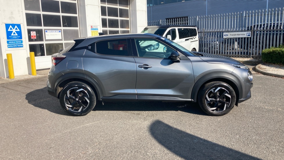 Nissan Juke 1.0 DiG-T 114 N-Connecta 5dr Petrol Hatchback - Image 44