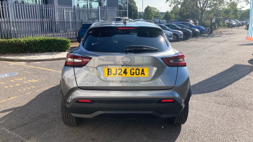 Nissan Juke 1.0 DiG-T 114 N-Connecta 5dr Petrol Hatchback - Image 46
