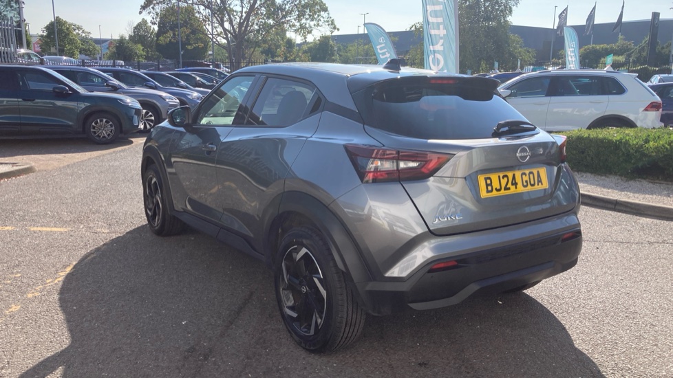 Nissan Juke 1.0 DiG-T 114 N-Connecta 5dr Petrol Hatchback - Image 47