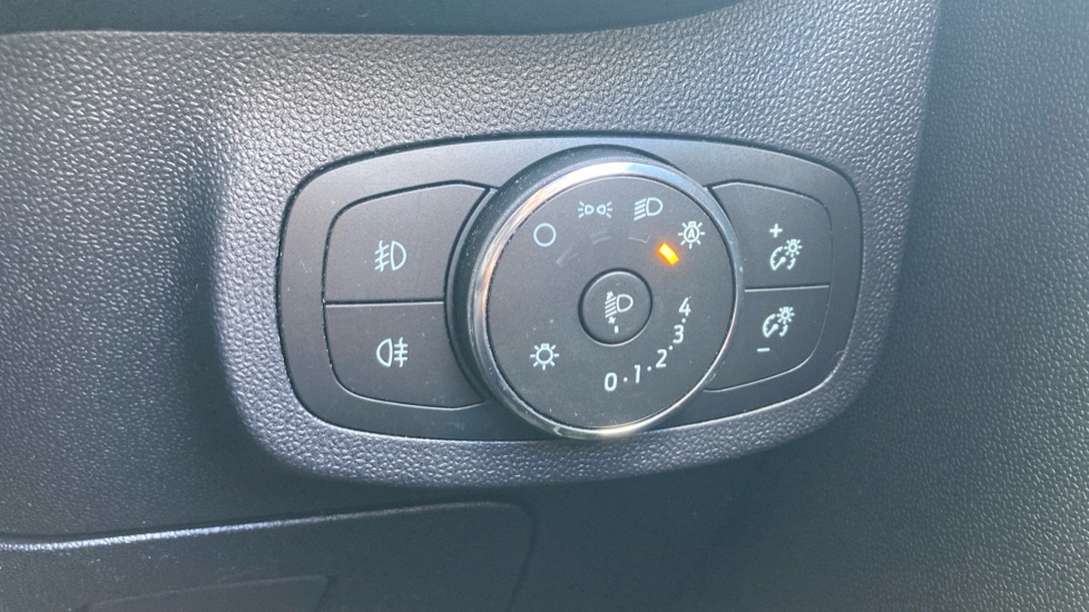 Ford Fiesta 1.0 EcoBoost Hybrid mHEV 125 ST-Line 5dr Petrol Hatchback - Image 31