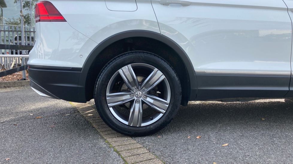 Volkswagen Tiguan Allspace 2.0 TDI Match 5dr DSG Diesel Estate - Image 7