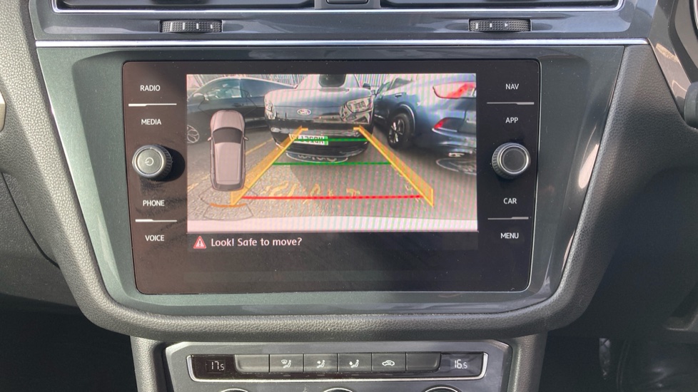 Volkswagen Tiguan Allspace 2.0 TDI Match 5dr DSG Diesel Estate - Image 31