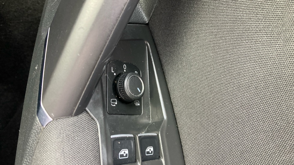 Volkswagen Tiguan Allspace 2.0 TDI Match 5dr DSG Diesel Estate - Image 38