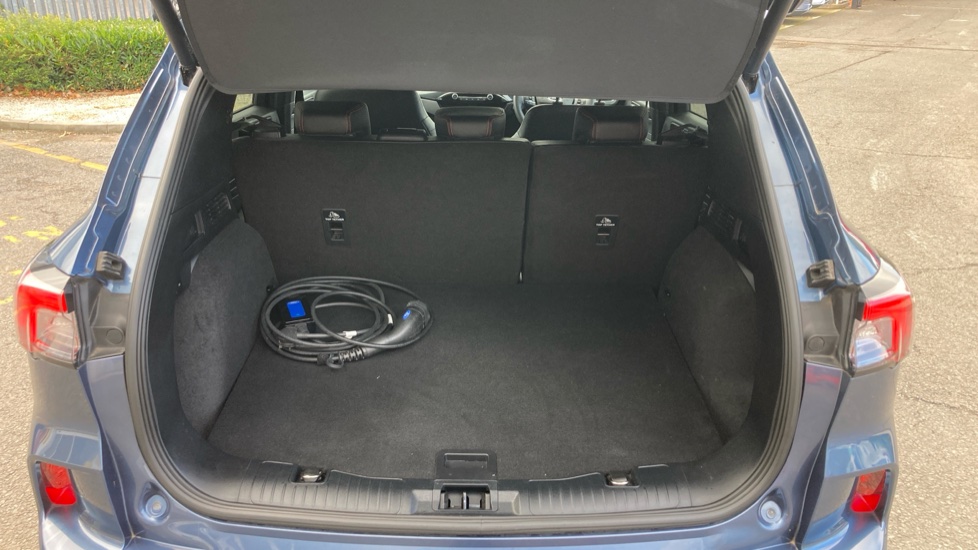 Ford Kuga 2.5 PHEV ST-Line X Edition 5dr CVT Estate - Image 4