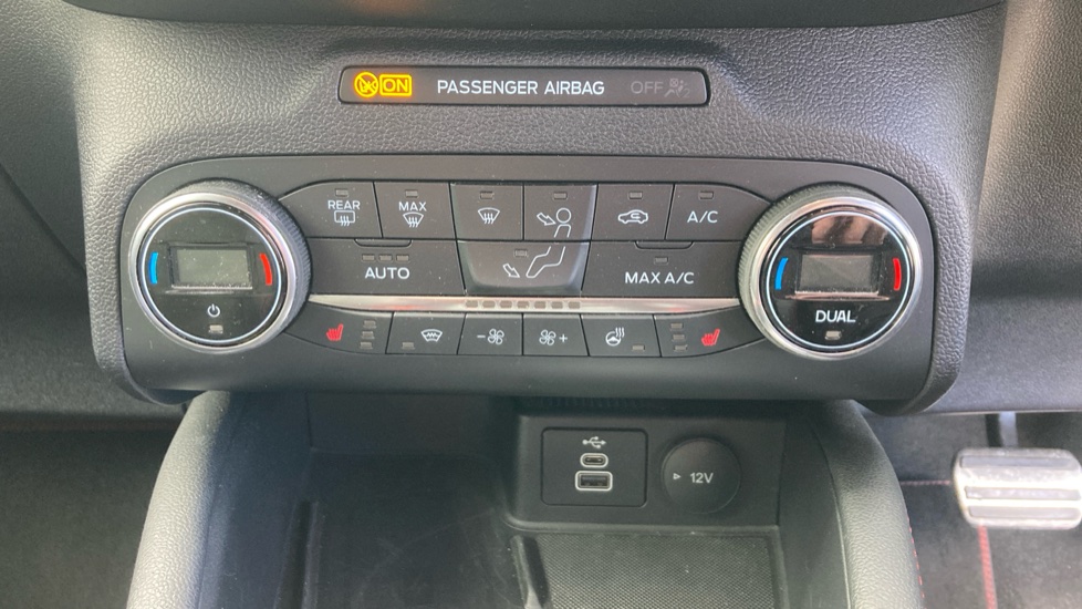 Ford Kuga 2.5 PHEV ST-Line X Edition 5dr CVT Estate - Image 28