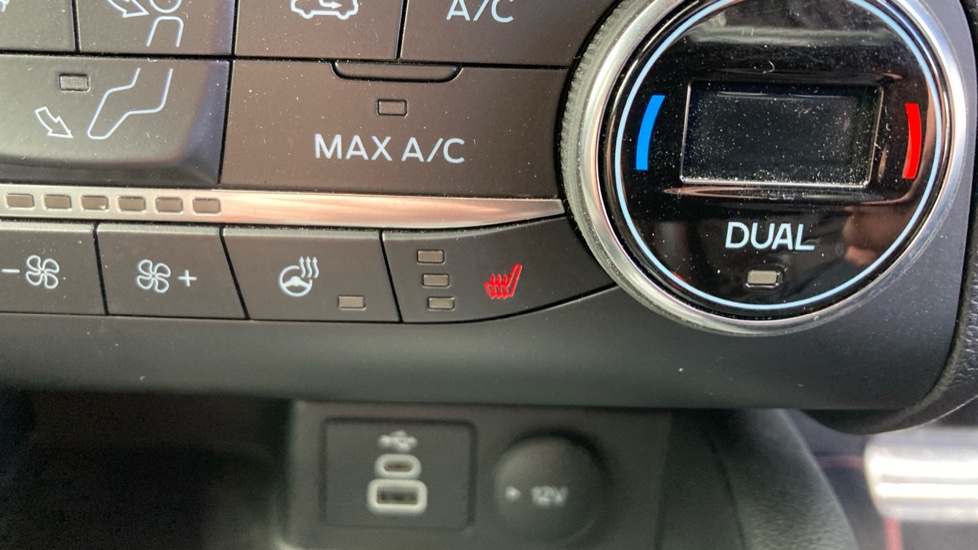 Ford Kuga 2.5 PHEV ST-Line X Edition 5dr CVT Estate - Image 29