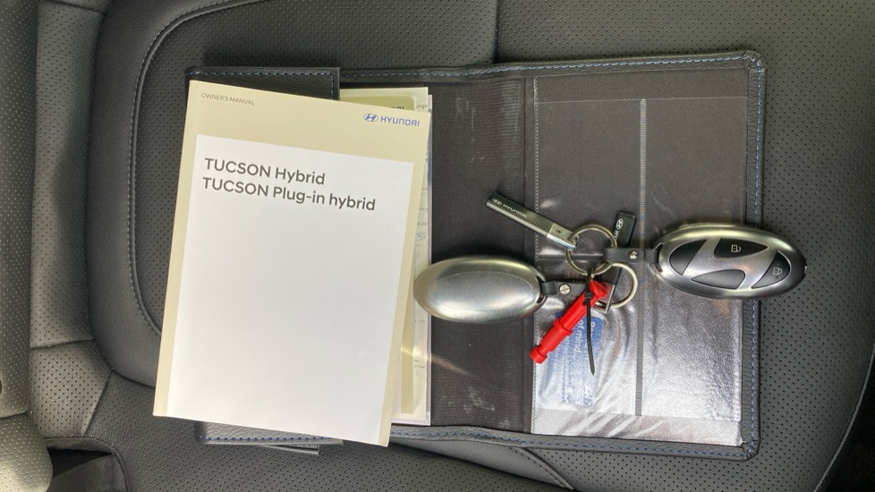 Hyundai TUCSON 1.6T Hybrid Ultimate 5dr Auto Hybrid Estate - Image 19