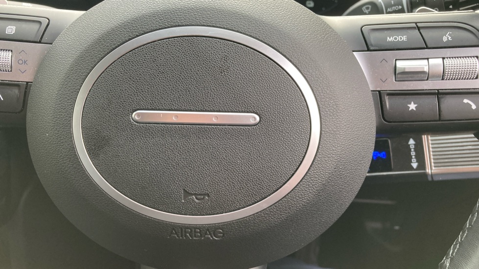Hyundai TUCSON 1.6T Hybrid Ultimate 5dr Auto Hybrid Estate - Image 33