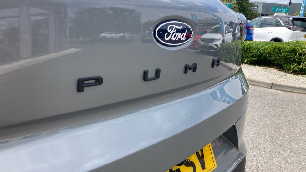 Ford Puma 1.0 EcoBoost Hybrid mHEV Titanium 5dr Petrol Hatchback - Image 36