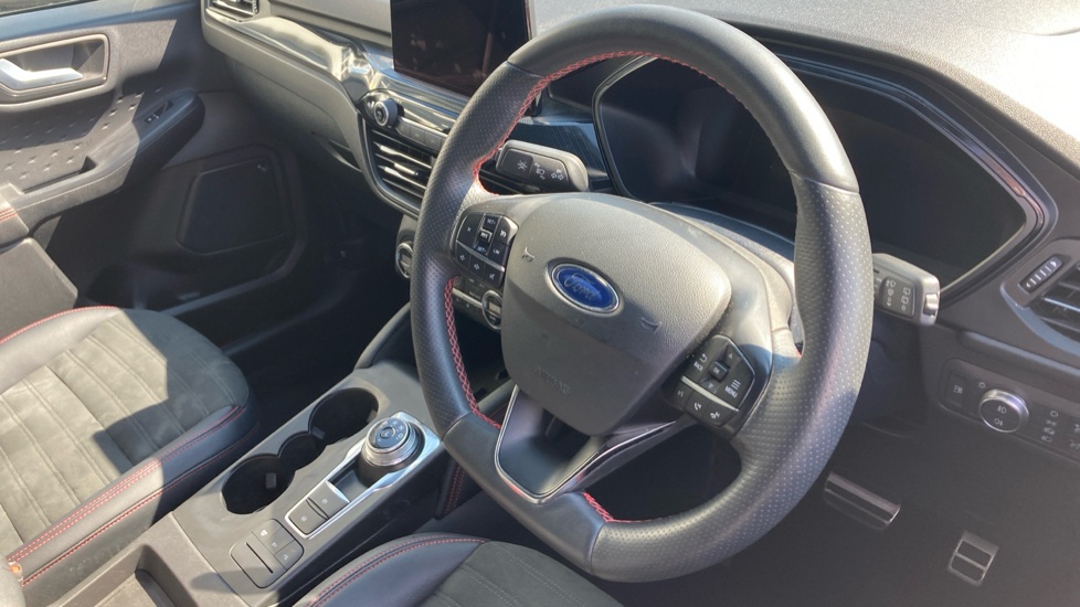 Ford Kuga 2.5 PHEV ST-Line Edition 5dr CVT Estate - Image 11